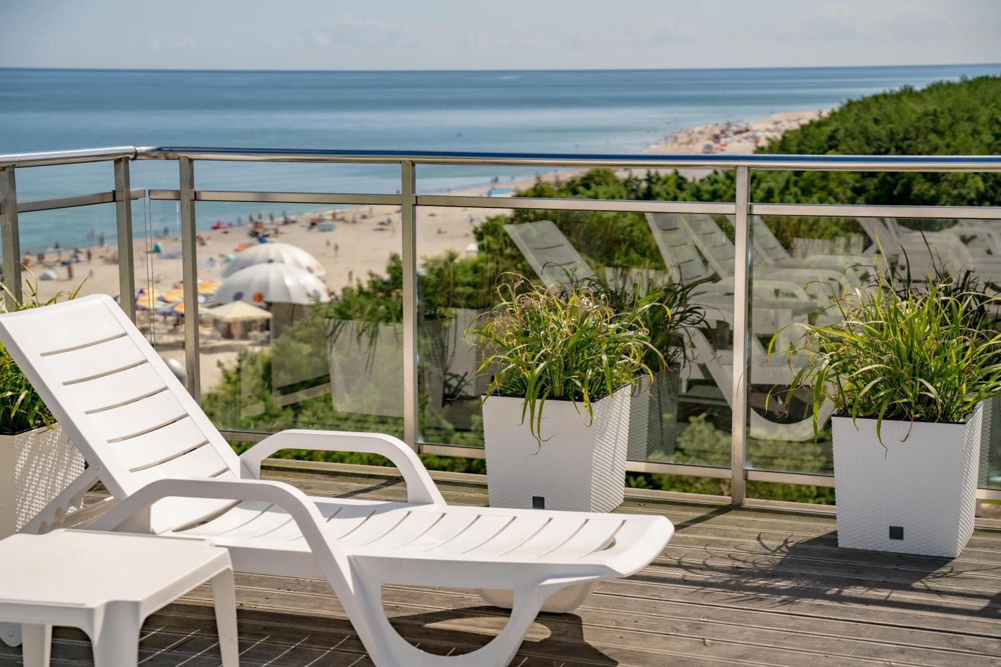 Hotel Bryza Resort & Spa Jurata Buitenkant foto