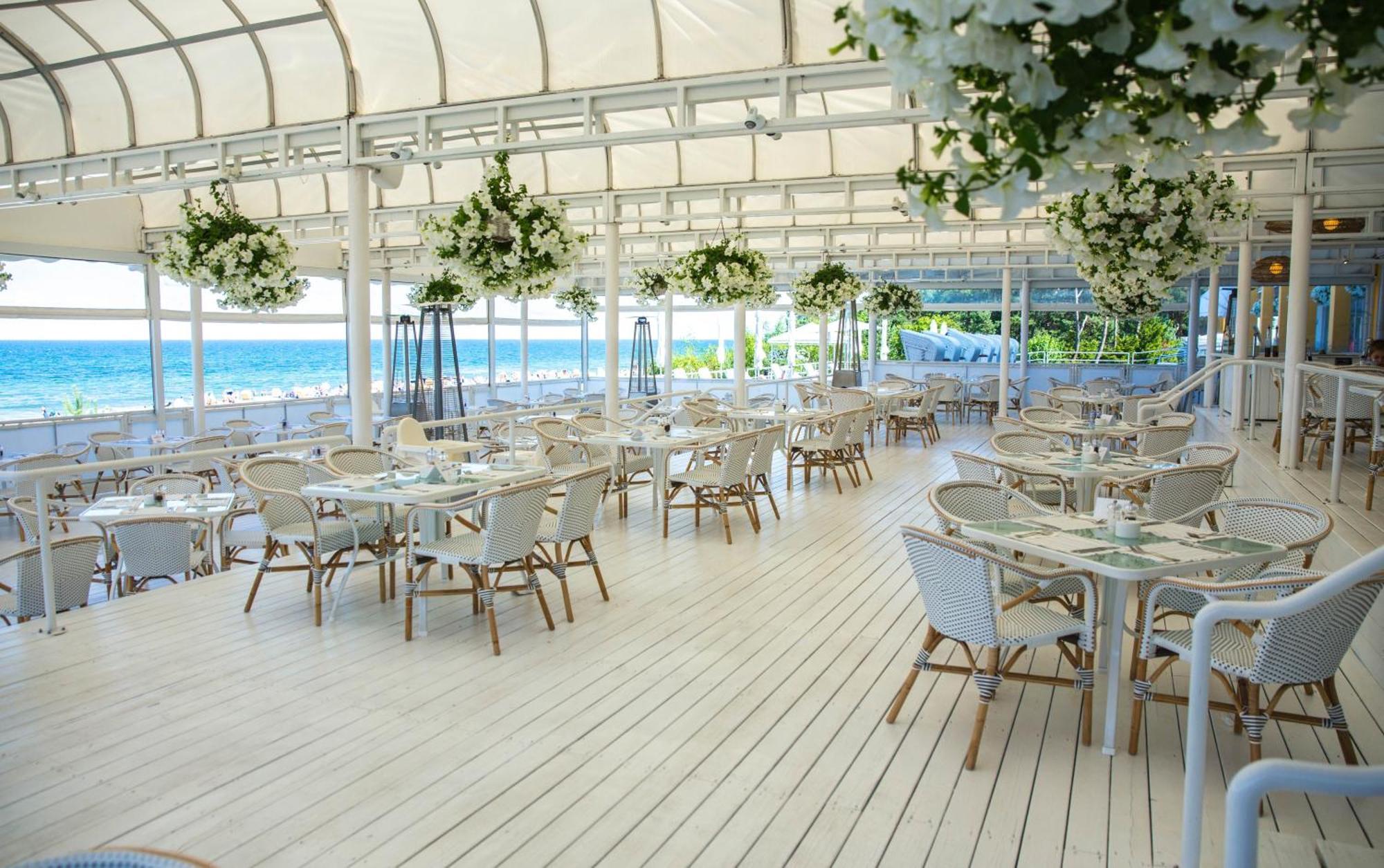 Hotel Bryza Resort & Spa Jurata Buitenkant foto